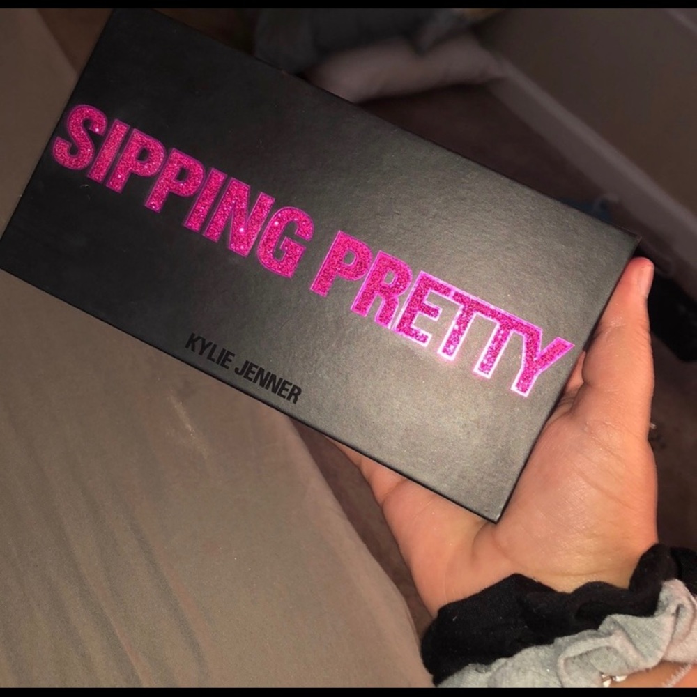 Kylie cosmetics sipping pretty #2
